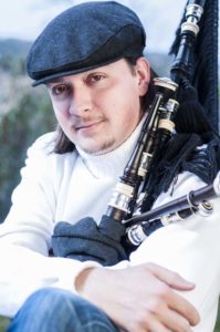 Javier Celada gaitero